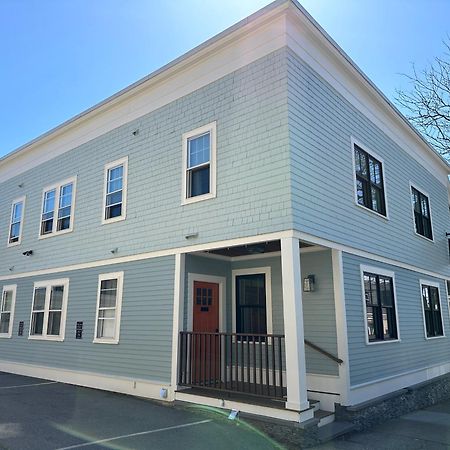 Entire Modern 7 Unit 7 Bath Boutique Inn Tour de Tour de Newport Extérieur photo